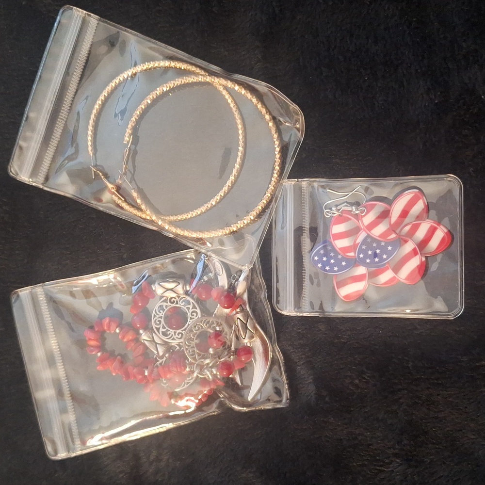 20ct. Jewelry Bags 10-3.14x4.72 and 10-2.36x3.14 Ziplock Bags - Picture 7 of 8